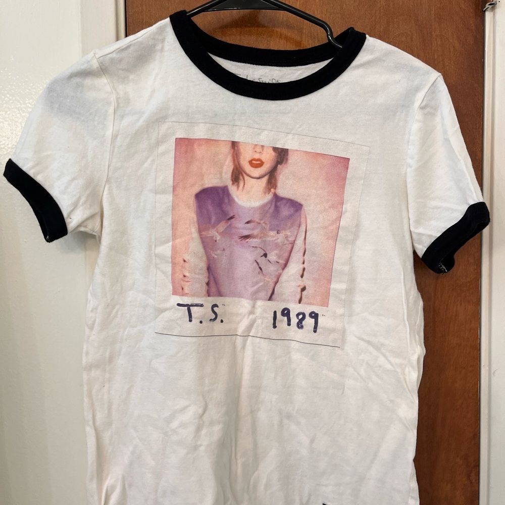 Taylor Swift 1989 World Tour Ringer Tee Shirt